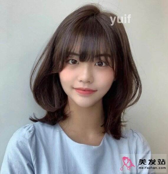 女生剪什么發(fā)型好看 鎖骨發(fā)百搭又修顏