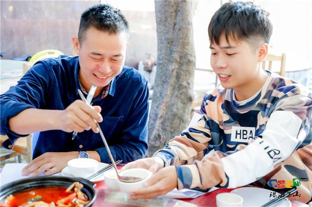 珠海外伶仃島有啥美味 這群美食評(píng)審團(tuán)都給你挑出來了（珠海外伶仃島有啥美味）(3)