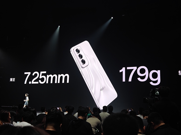 輕薄的等深四曲屏手機(jī)！OPPO Reno12系列亮相