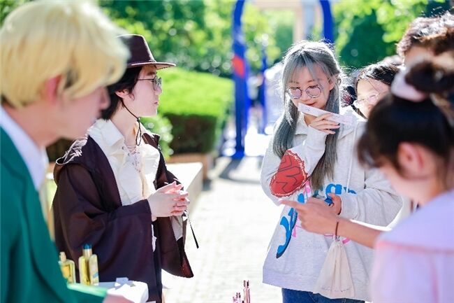 歐萊雅中國“Bonjour！你好！有意思青年”開啟青年公益的新廿之程