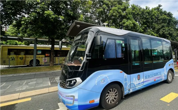 深圳前海推廣20臺自動駕駛公交車：9座小巴 試點期間免費乘坐